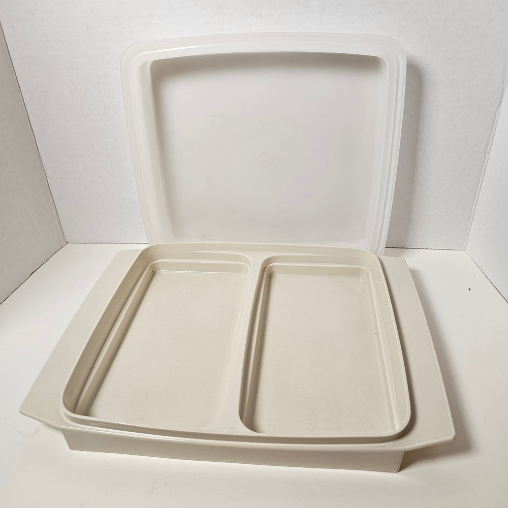 Vintage Tupperware‎ 723-3 Divided Serving Tray with Lid Cream Rectangular USA
